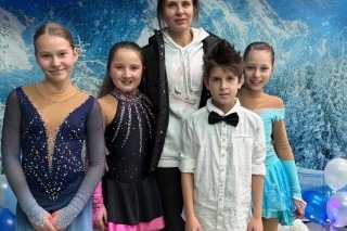 ff028327-a67d-45fd-917a-53f03ccb07cd (Phone)